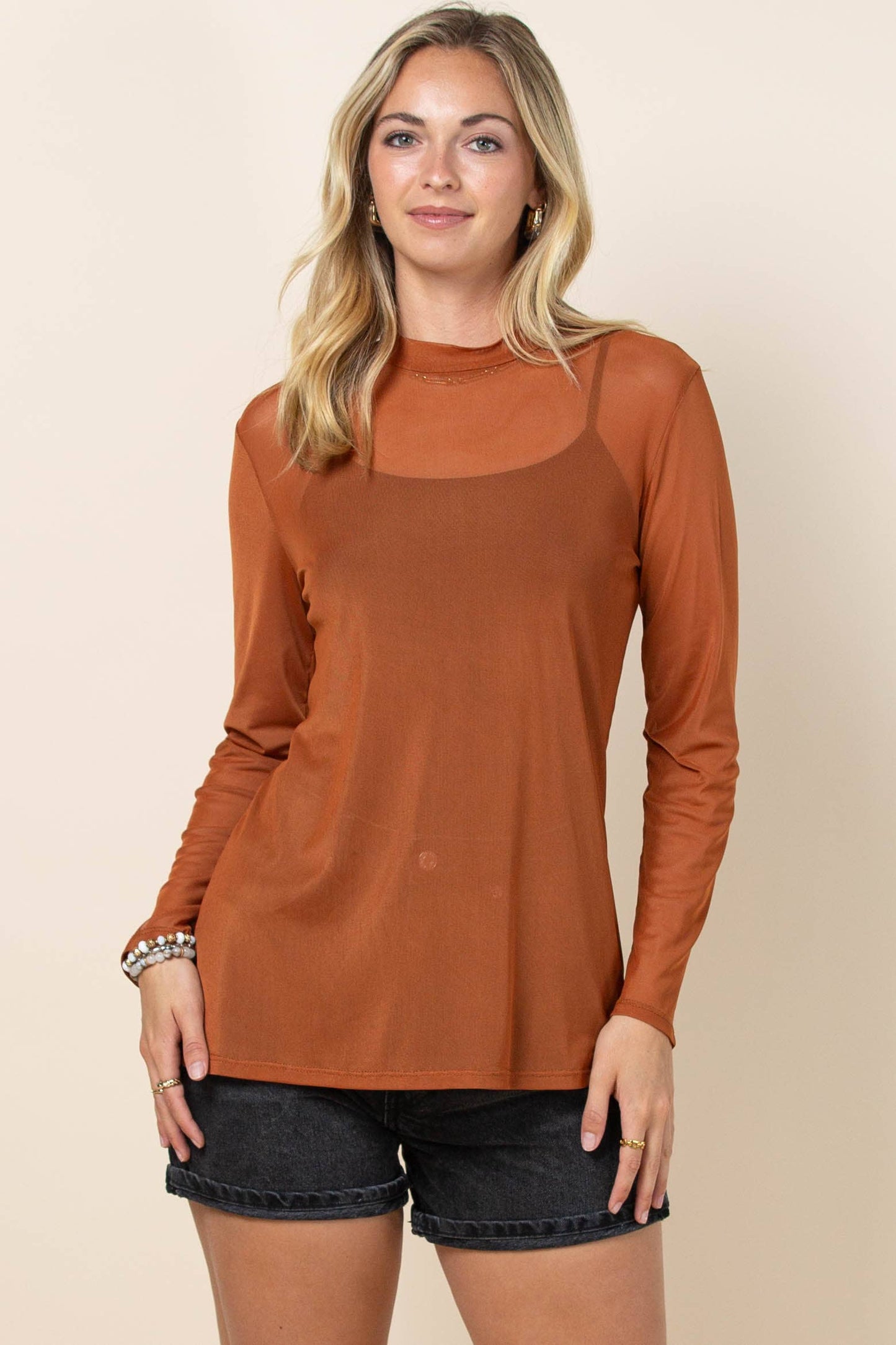 RUST- SOLID MESH TOP