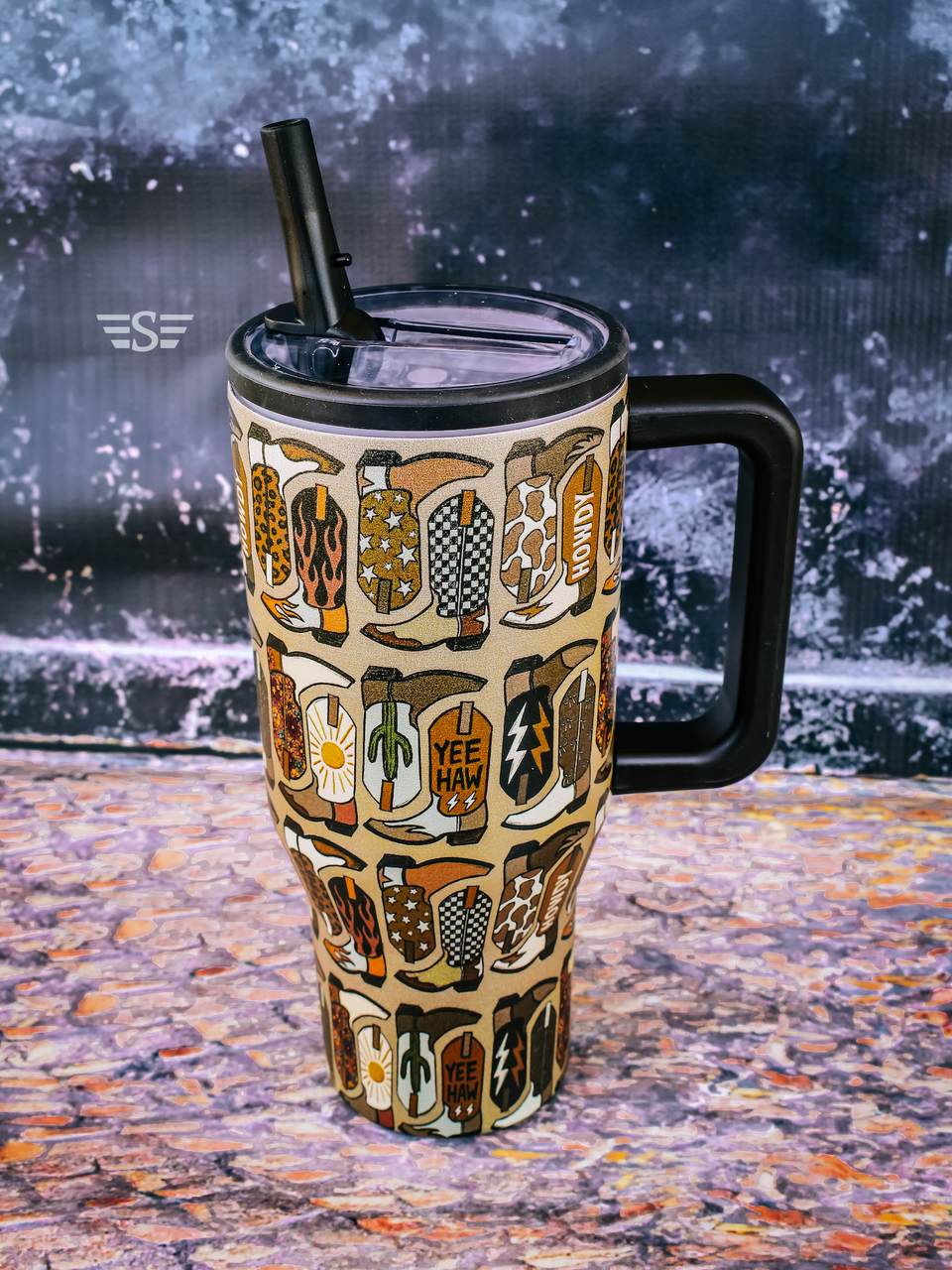 Neutral Boot Scootin' 32oz Flip WashEasy™ Top Tumbler
