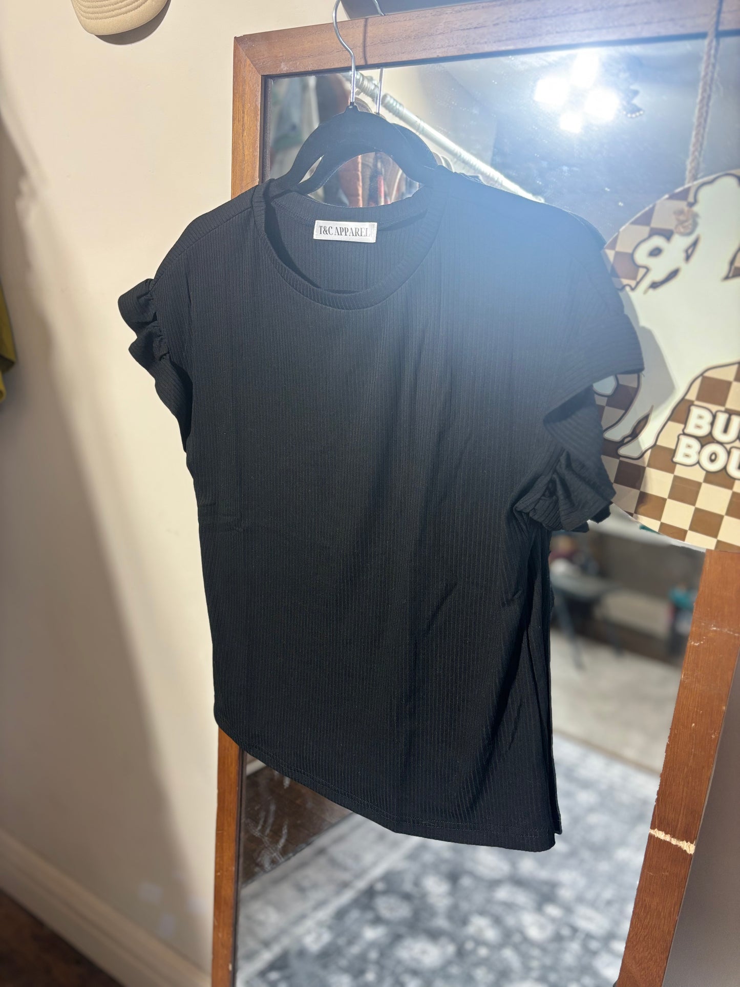 Black Simple Ruffled Sleeve Ribbed Top
