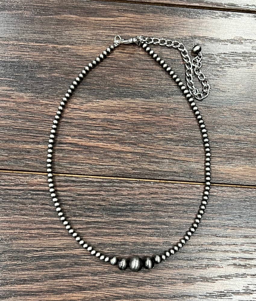 Navajo Bead Necklace With Cluster